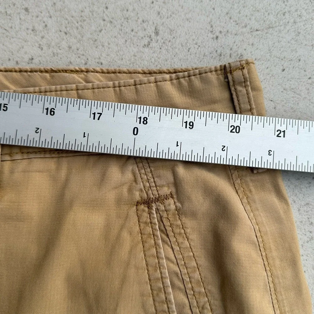 Levis Cargo Shorts Khaki Tan 6 Pocket Mens Size 42‎ x 11 Gorpcore Read! Flaws